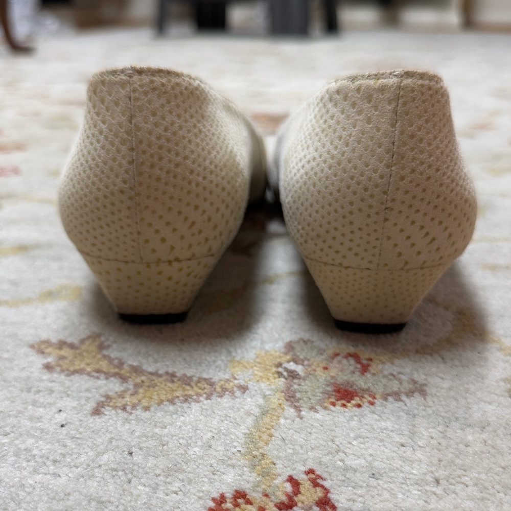 Salvatore Ferragamo Glass style shoe - Picture 4 of 10